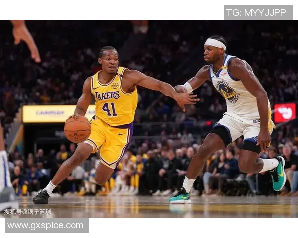 底特律活塞与湖人对决NBA赛场上的激情碰撞与荣耀之战